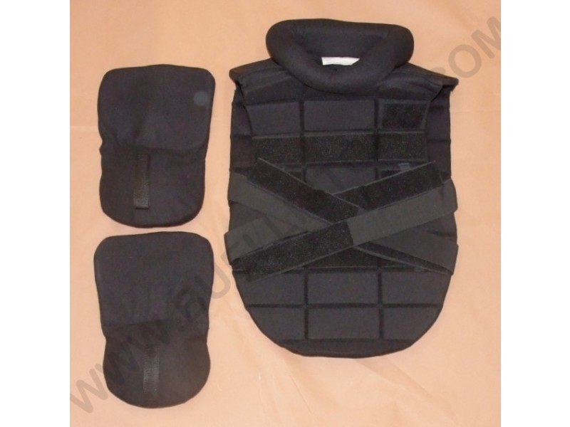 ABBIGLIAMENTO TATTICO ED ACCESSORI