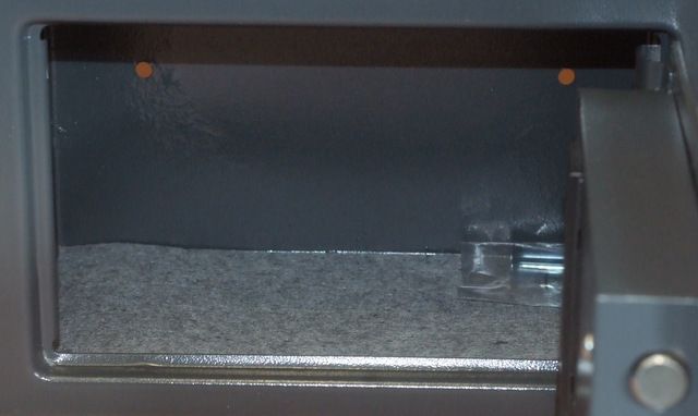 CASSETTA DI SICUREZZA A MOBILE CON COMBINAZIONE ELETTRONICA DIGITALE CON DISPLAY LCD