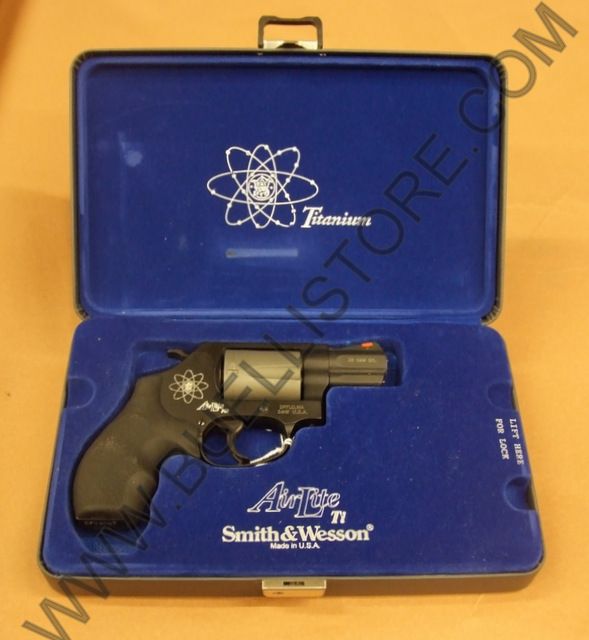 SMITH & WESSON TITANIUM REVOLVER 5 COLPI CAL.38