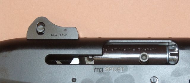 BENELLI M3 FUCILE A POMPA-SEMIAUTOMATICO CAL.12 MAGNUM