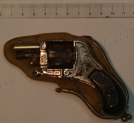 RISSPY - REVOLVER ANTICO CON INCISIONI -CAL.5 mm - USATO