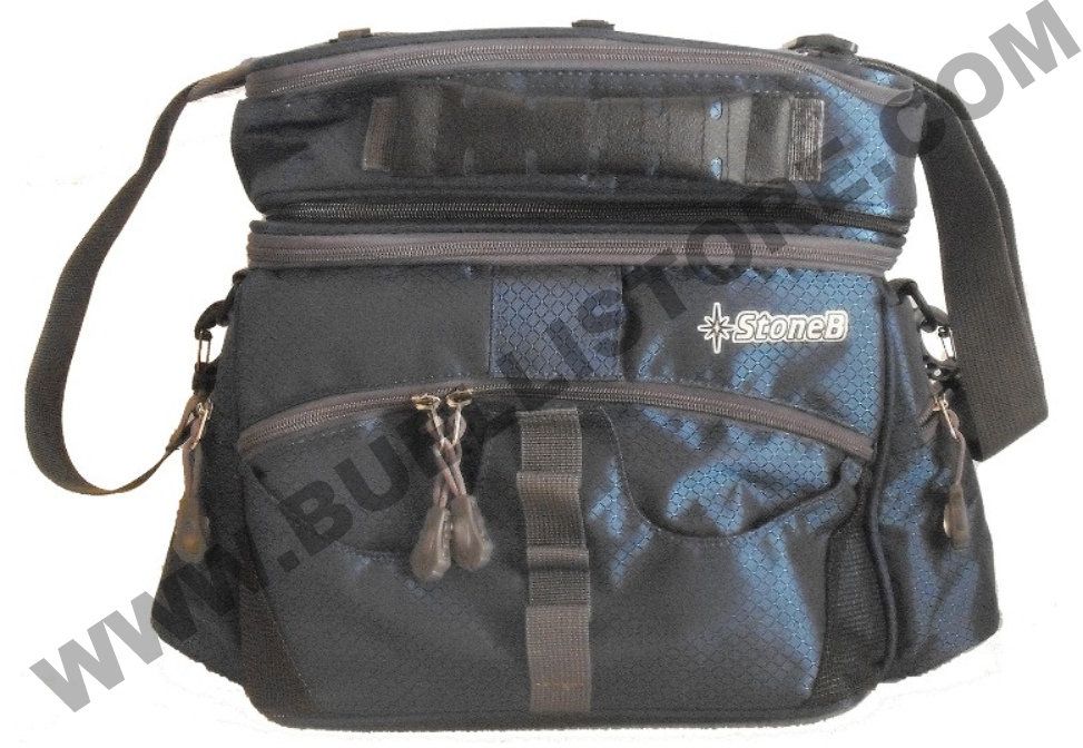 OMAGGIO PESCA PER ORDINI SUPERIORI A 480€  |  STONE B - BORSA IMBOTTITA CON PORTAMULINELLI
