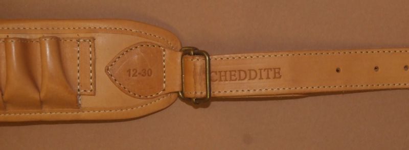 CHEDDITE CARTUCCERA IN PELLE CON 30 CELLE CAL.12 