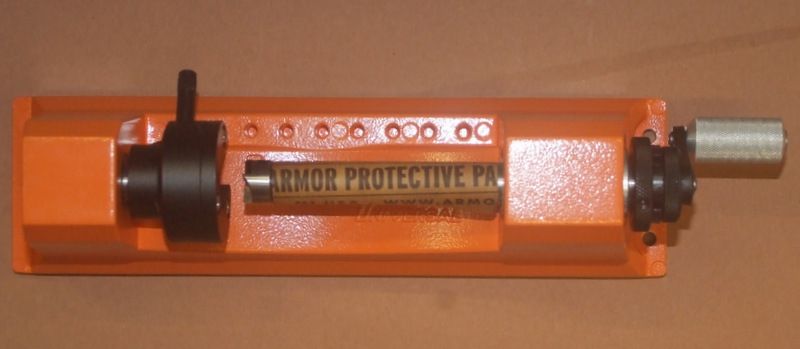 LYMAN UNIVERSAL CASE TRIMMER - TORNIO UNIVERSALE