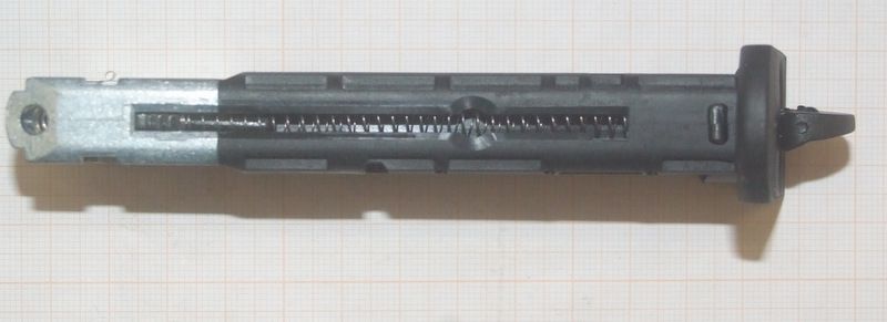 CARICATORE UMAREX PER BERETTA 84 FS