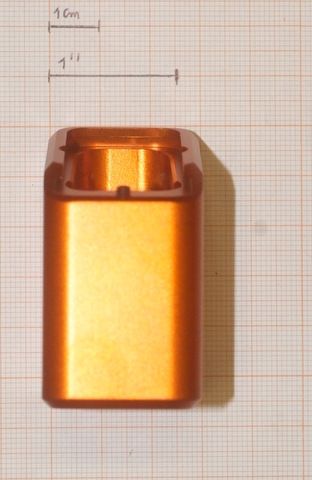 TONI SYSTEM PAD MAGGIORATO PER PISTOLE GLOCK CAL.9 AUMENTA DI 9 COLPI LA CAPACITÀ DEL CARICATORE PER CARICATORI DA 17 COLPI