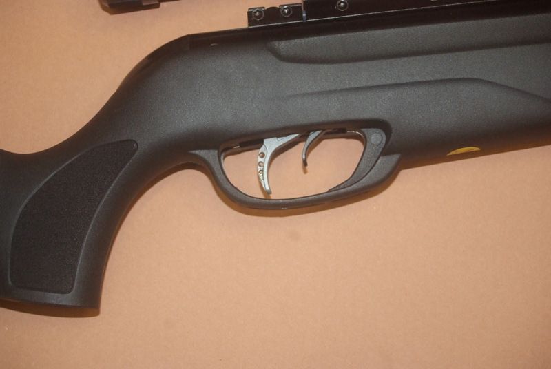GAMO REPLAY -10 CARABINA AD ARIA COMPRESSA A 10 COLPI cal. 4,5 CON CANNA PIEGHEVOLE DI LIBERA VENDITA