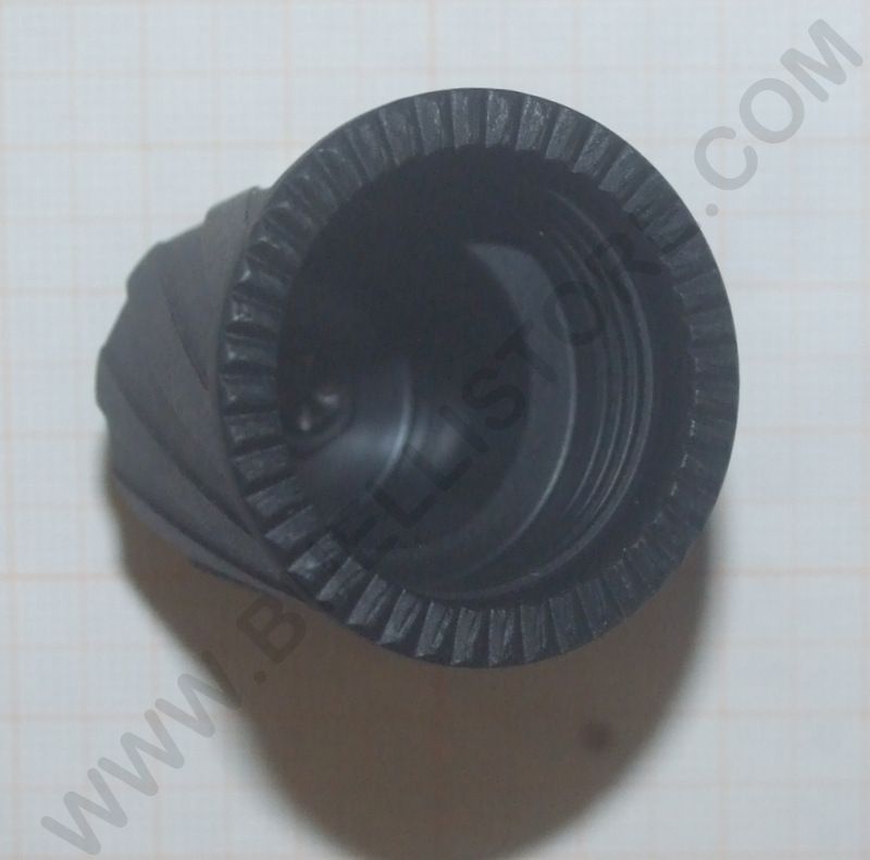 HATSAN TAPPO SERBATOIO CON MAGLIETTA PORTACINGHIA CALIBRO 12