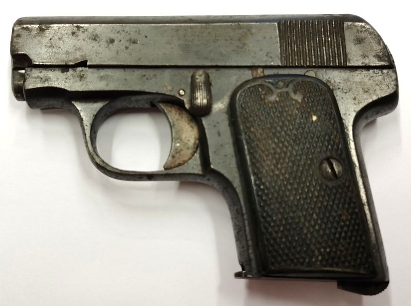 PISTOLA SEMIAUTOMATICA DA COLLEZIONE cal. 6,35 - SENZA MARCA 