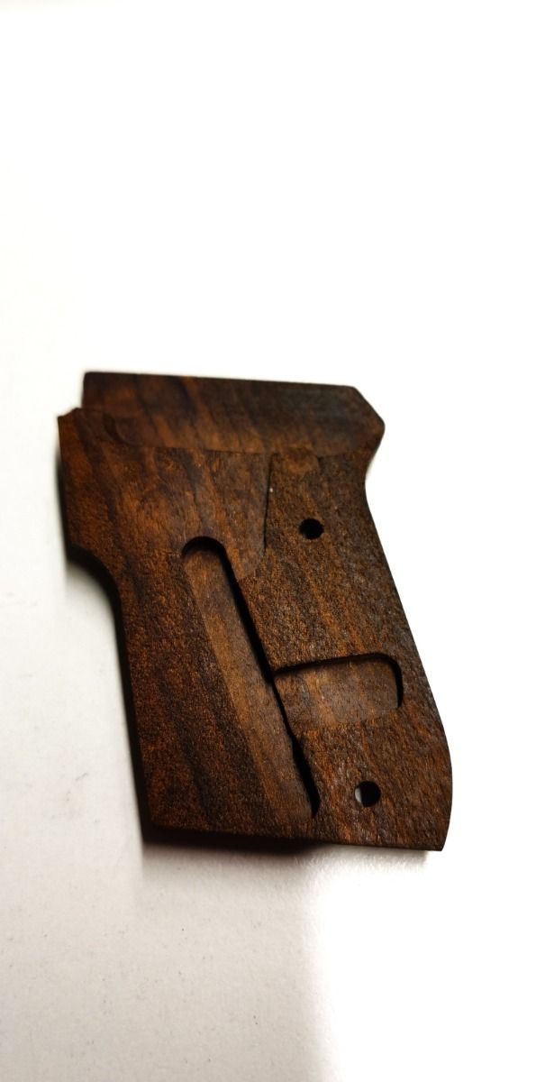 BERETTA 3032 TOMCAT GUANCETTE IN LEGNO