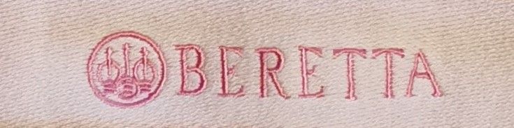 BERETTA ASCIUGAMANO ROSA DA TIRO