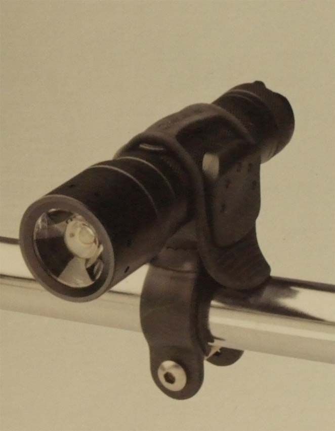 LED LENSER UNIVERSAL MOUNTIG BRACKET 7799-PT