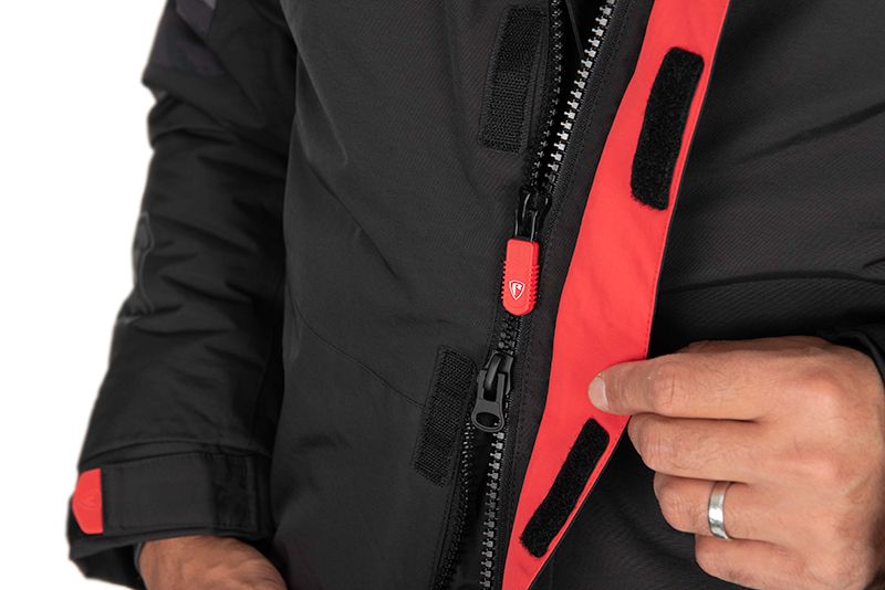 completo da pesca impermeabile e traspirante Fox Rage Winter Suit.
