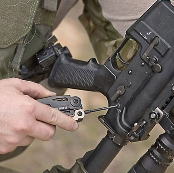 LEATHERMAN MUT PINZA  MULTI ACCESSORI 