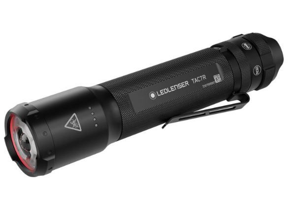 LEDLENSER TORCIA TAC7 R  - 3200 LUMEN - 370 M