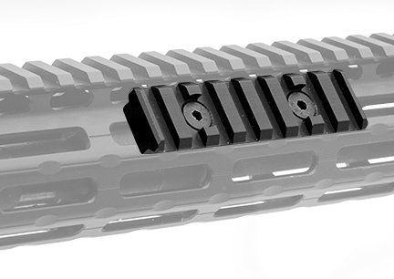 UTG 8 SLOT - SLITTA PICATINNY PER PIATTAFORMA M-LOK