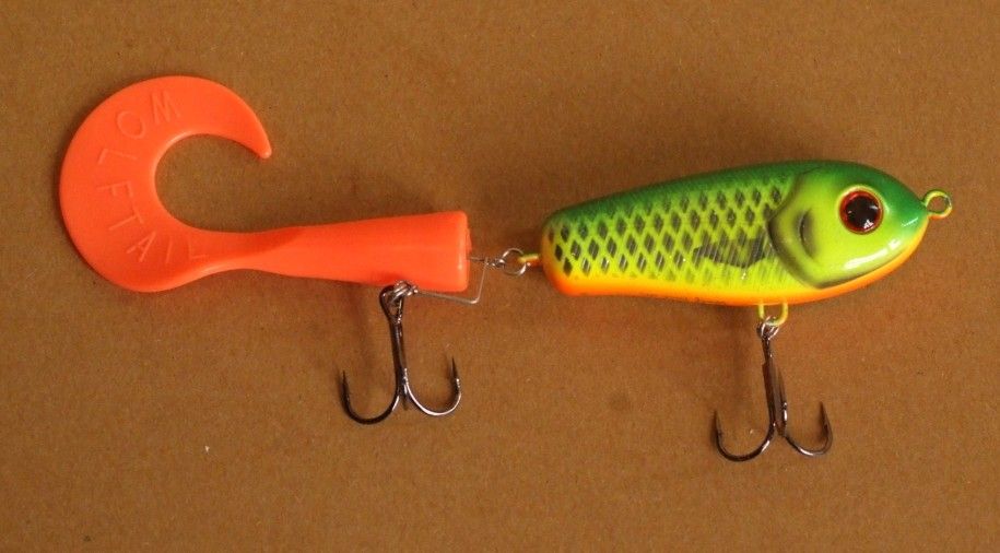 STRIKE PRO WOLF TAIL JR - C454