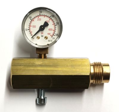 GEHMANN M225 ADATTATORE CON MANOMETRO PER BOMBOLE
